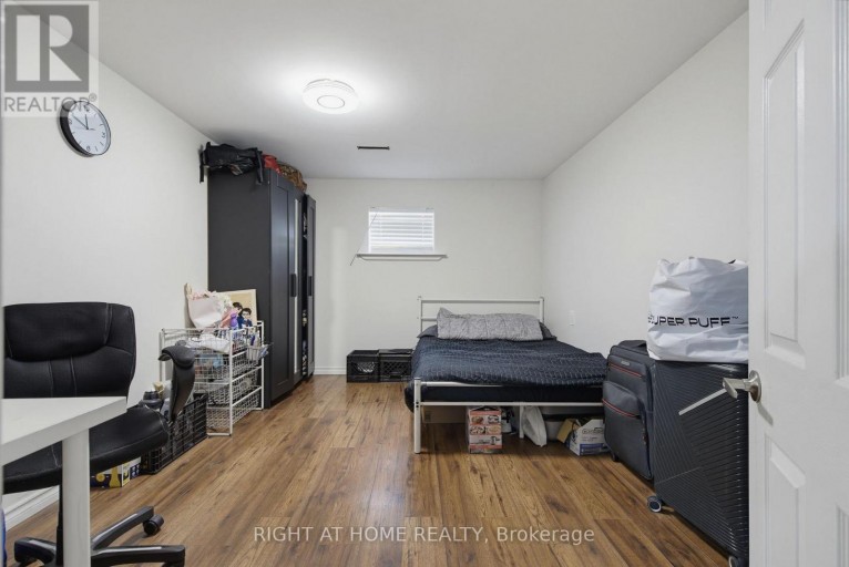 363 SENTINEL ROAD, Toronto (York University Heights), Ontario, M3J1V1