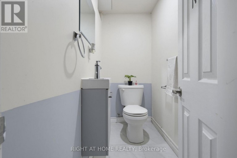 363 SENTINEL ROAD, Toronto (York University Heights), Ontario, M3J1V1