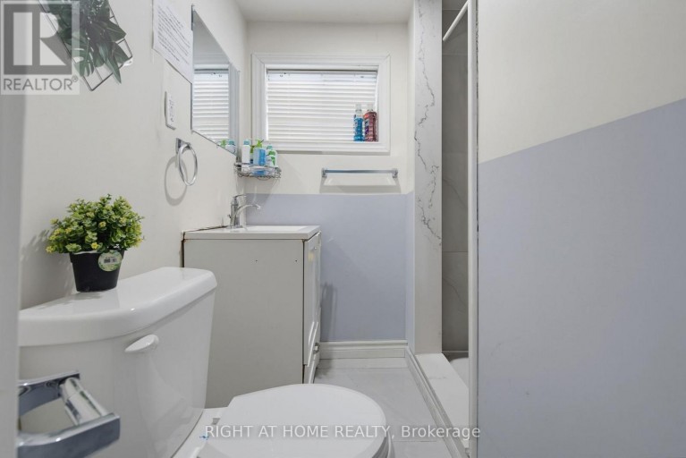 363 SENTINEL ROAD, Toronto (York University Heights), Ontario, M3J1V1
