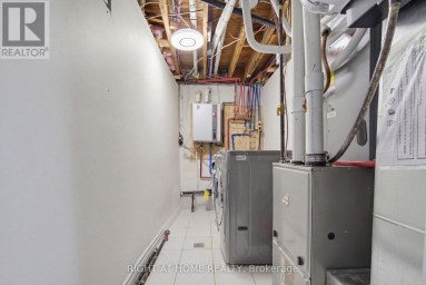 363 SENTINEL ROAD Toronto (York University Heights) Ontario photo 34