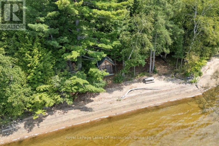 1046 PLACID LANE, Algonquin Highlands (Stanhope), Ontario, K0M1S0