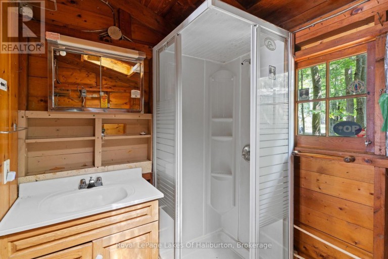 1046 PLACID LANE, Algonquin Highlands (Stanhope), Ontario, K0M1S0