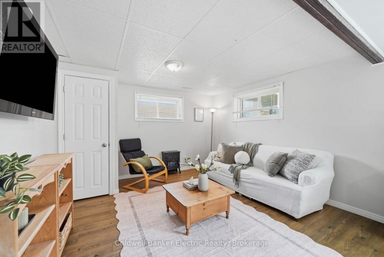 854 ABBEY LANE, Peterborough (Ashburnham Ward 4), Ontario, K9H7N6