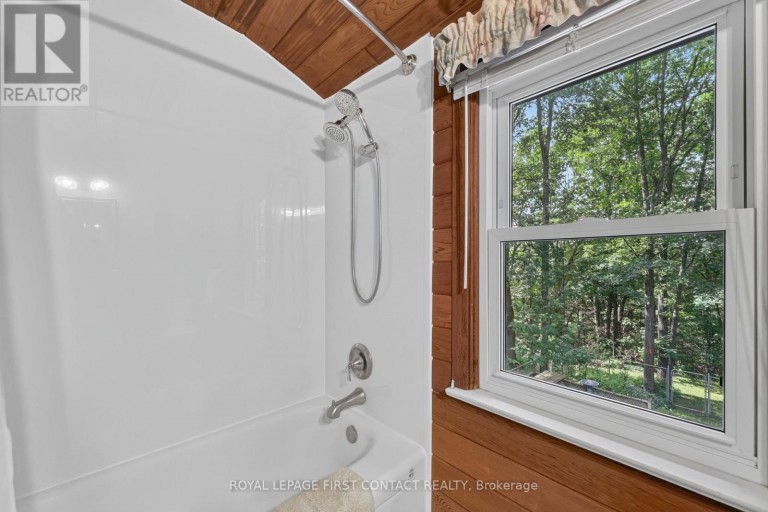 29 DORAN ROAD, Springwater (Midhurst), Ontario, L9X1L3