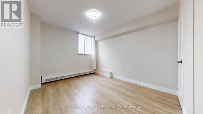 304 - 320 DIXON ROAD, Toronto (Kingsview Village-The Westway), Ontario, M9R1S8