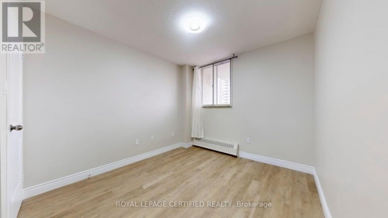 304 - 320 DIXON ROAD, Toronto (Kingsview Village-The Westway), Ontario, M9R1S8