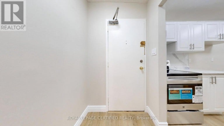 304 - 320 DIXON ROAD, Toronto (Kingsview Village-The Westway), Ontario, M9R1S8