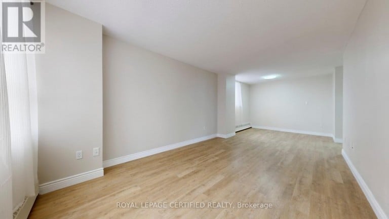 304 - 320 DIXON ROAD, Toronto (Kingsview Village-The Westway), Ontario, M9R1S8