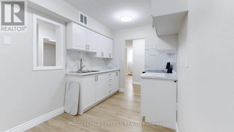 304 - 320 DIXON ROAD, Toronto (Kingsview Village-The Westway), Ontario, M9R1S8