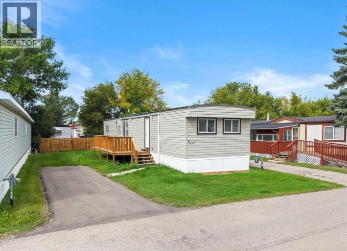 242, 6220 17 Avenue SE, Calgary, Alberta, T2A7H4