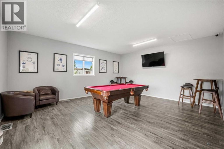 242, 6220 17 Avenue SE, Calgary, Alberta, T2A7H4
