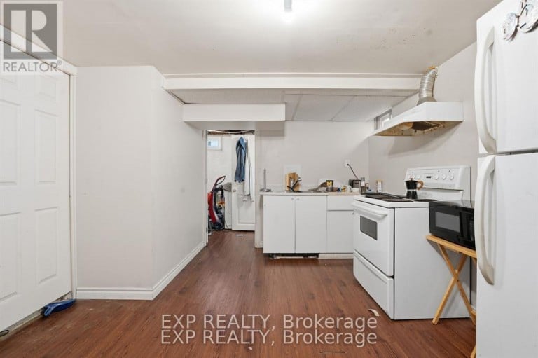 139 DALEWOOD AVENUE, Hamilton (Ainslie Wood), Ontario, L8S1Z3