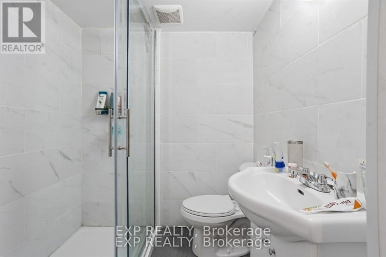 139 DALEWOOD AVENUE, Hamilton (Ainslie Wood), Ontario, L8S1Z3