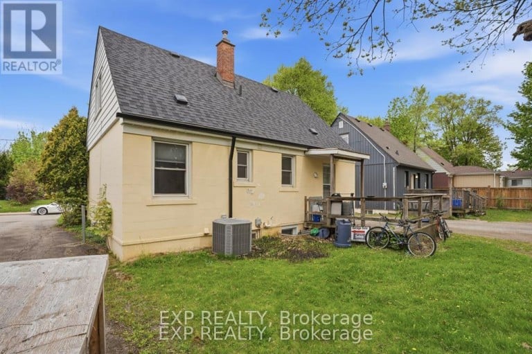 139 DALEWOOD AVENUE, Hamilton (Ainslie Wood), Ontario, L8S1Z3