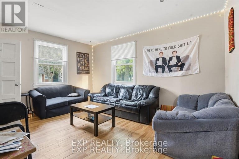 139 DALEWOOD AVENUE, Hamilton (Ainslie Wood), Ontario, L8S1Z3