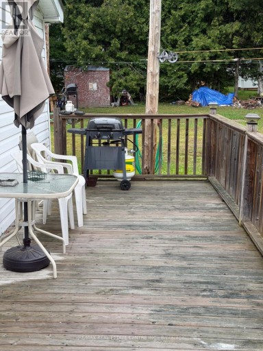 38 2ND AVENUE, South Algonquin, Ontario, K0J2M0