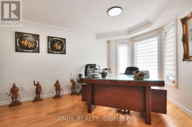 127 TOMLINSON CIRCLE Markham (Buttonville) Ontario photo 19