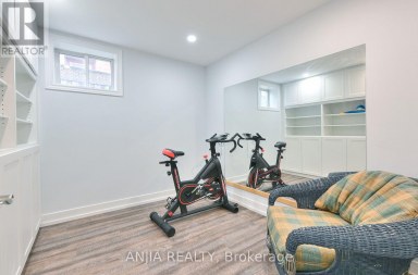 127 TOMLINSON CIRCLE Markham (Buttonville) Ontario photo 23