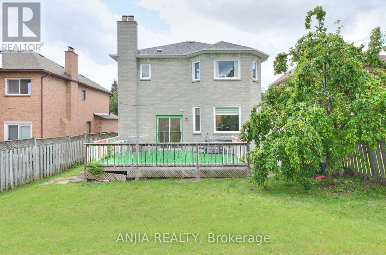 127 TOMLINSON CIRCLE, Markham (Buttonville), Ontario, L3R9K4