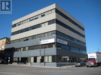 28 CUMBERLAND ST N. Thunder Bay (Court / Cumberland) Ontario photo 1