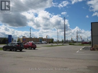 B - 825 FORT WILLIAM ROAD Thunder Bay (Inner-City Industrial) Ontario photo 8