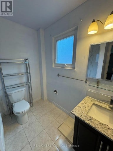 16 - 72 DUSAY PLACE, Toronto (L'Amoreaux), Ontario, M1W2N2