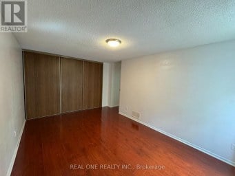 16 - 72 DUSAY PLACE Toronto (L'Amoreaux) Ontario photo 14