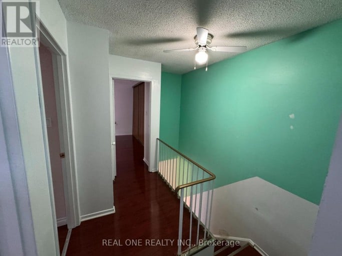 16 - 72 DUSAY PLACE, Toronto (L'Amoreaux), Ontario, M1W2N2