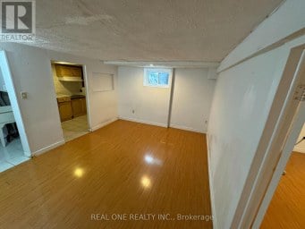 16 - 72 DUSAY PLACE Toronto (L'Amoreaux) Ontario photo 18
