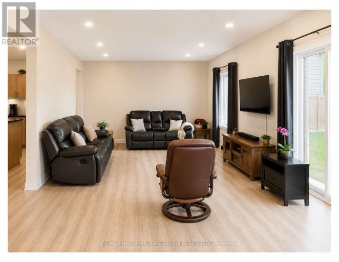69 DIANA DRIVE, Orillia, Ontario, L3V0E2