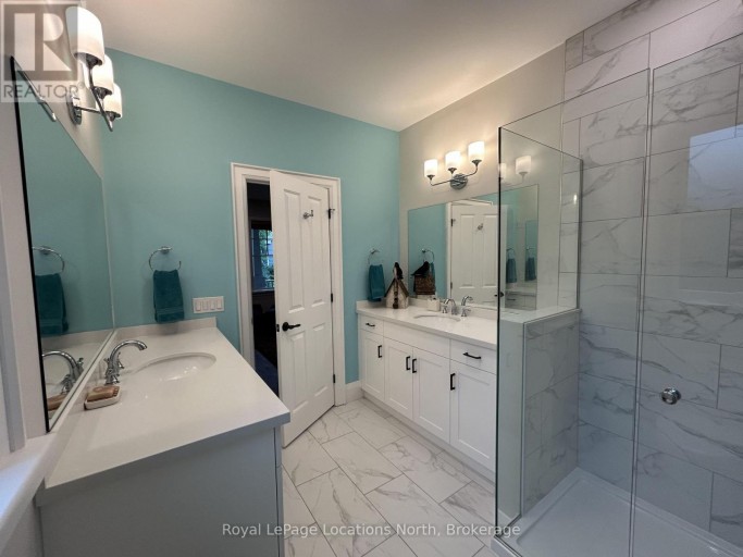 10 NIAGARA STREET, Collingwood, Ontario, L9Y3X2