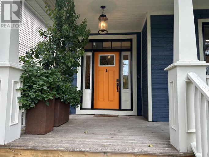 10 NIAGARA STREET, Collingwood, Ontario, L9Y3X2
