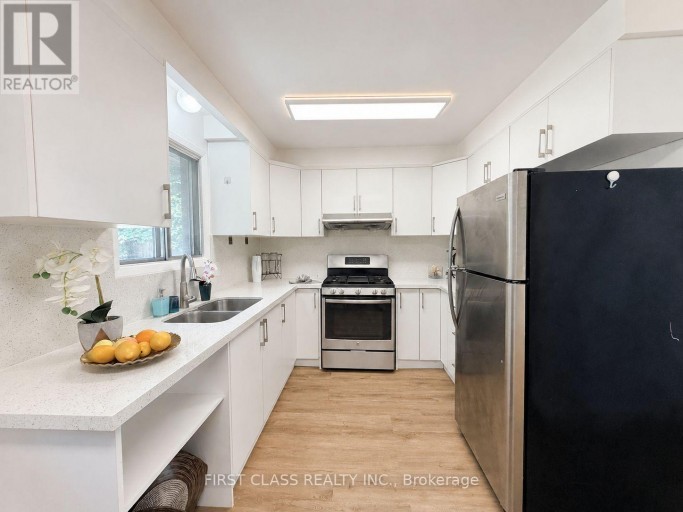 200 MCNICOLL AVENUE, Toronto (Hillcrest Village), Ontario, M2H2C3
