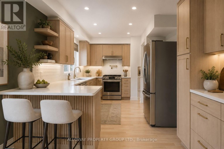 32 REESORVILLE ROAD, Markham (Markham Village), Ontario, L3P3L2