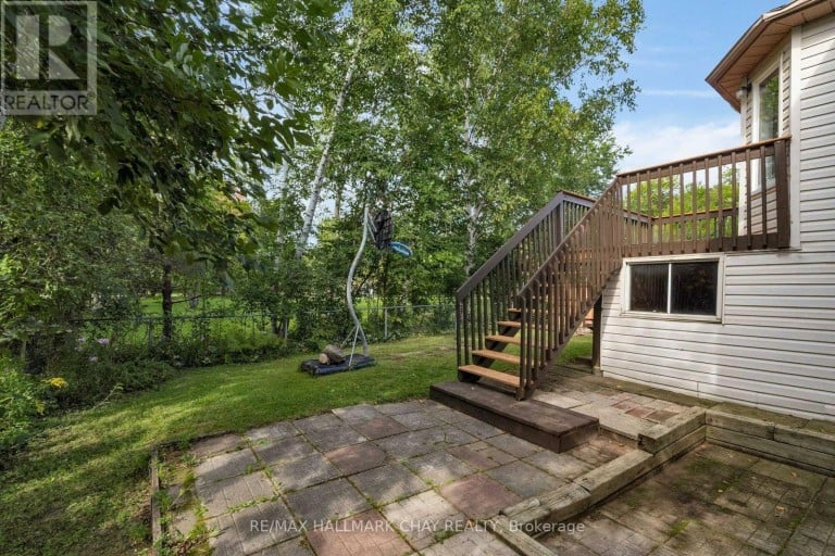 5 HARBOUR CRESCENT, Wasaga Beach, Ontario, L9Z1G4
