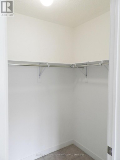 208 HARDING PARK STREET, Newmarket (Glenway Estates), Ontario, L3Y0E3