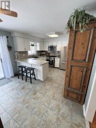 15 WATSON COURT Orillia Ontario photo 5