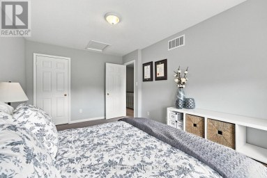 46 - 460 WOODMOUNT DRIVE Oshawa (Samac) Ontario photo 17