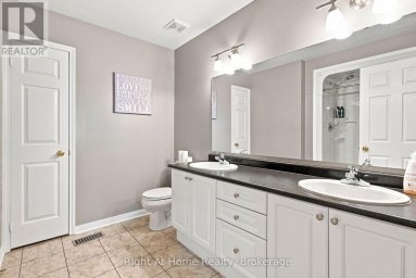46 - 460 WOODMOUNT DRIVE Oshawa (Samac) Ontario photo 25