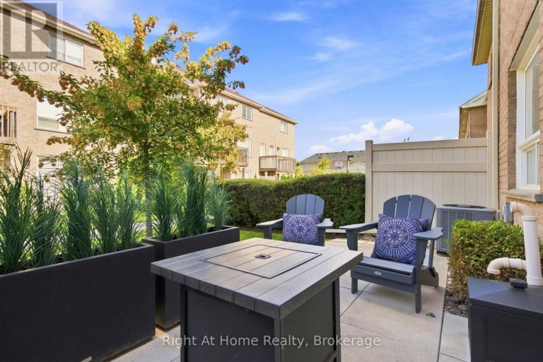 46 - 460 WOODMOUNT DRIVE, Oshawa (Samac), Ontario, L1K0K4