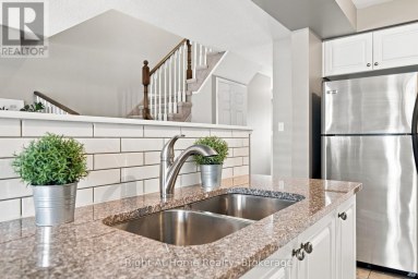 46 - 460 WOODMOUNT DRIVE Oshawa (Samac) Ontario photo 8
