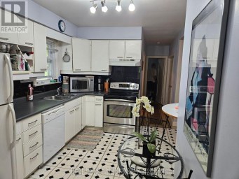 28 GLEN ECHO ROAD Toronto (Lawrence Park North) Ontario photo 5