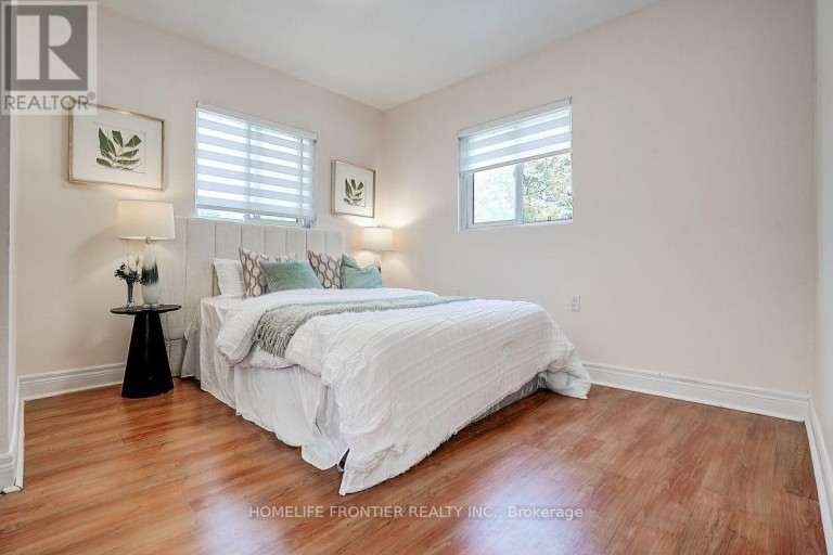 99 HARLANDALE AVENUE, Toronto (Lansing-Westgate), Ontario, M2N1P2