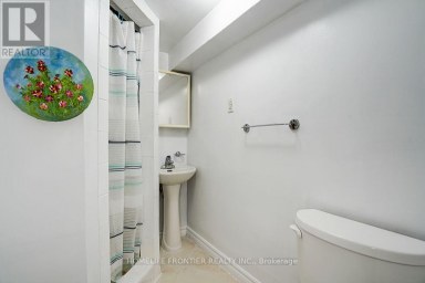 99 HARLANDALE AVENUE Toronto (Lansing-Westgate) Ontario photo 30