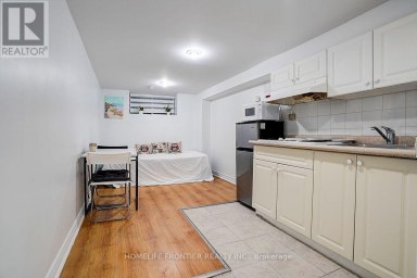 99 HARLANDALE AVENUE Toronto (Lansing-Westgate) Ontario photo 32