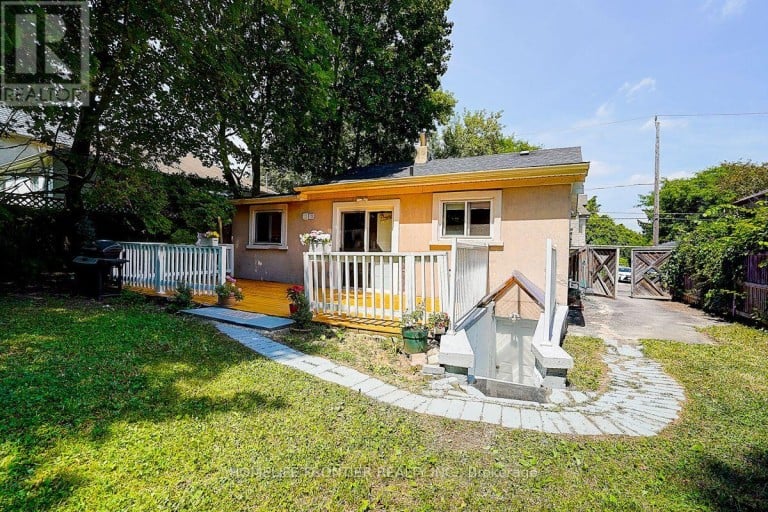 99 HARLANDALE AVENUE, Toronto (Lansing-Westgate), Ontario, M2N1P2