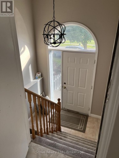 1013 ATTERSLEY DRIVE, Oshawa (Pinecrest), Ontario, L1K2G9