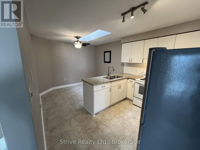 1013 ATTERSLEY DRIVE, Oshawa (Pinecrest), Ontario, L1K2G9