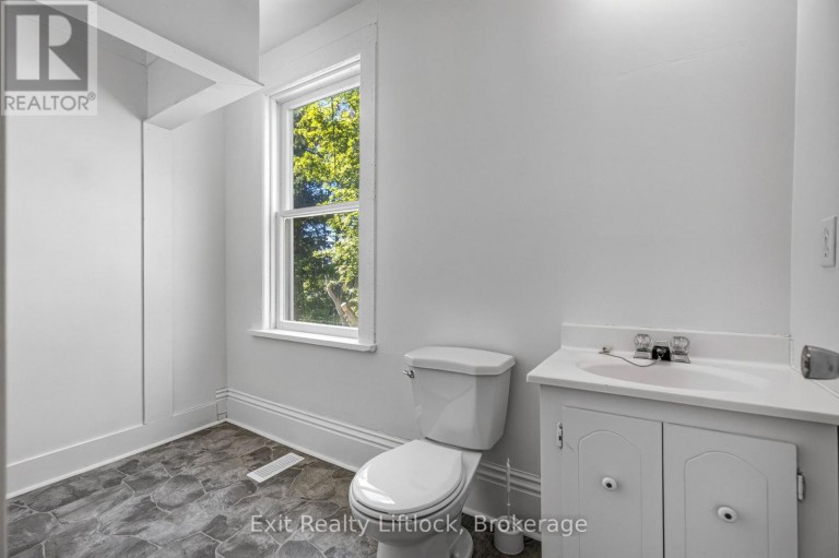 1952 COUNTY RD 6 ROAD, Douro-Dummer, Ontario, K0L2H0