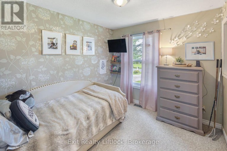 664 BRICK ROAD, Selwyn, Ontario, K0L1T0